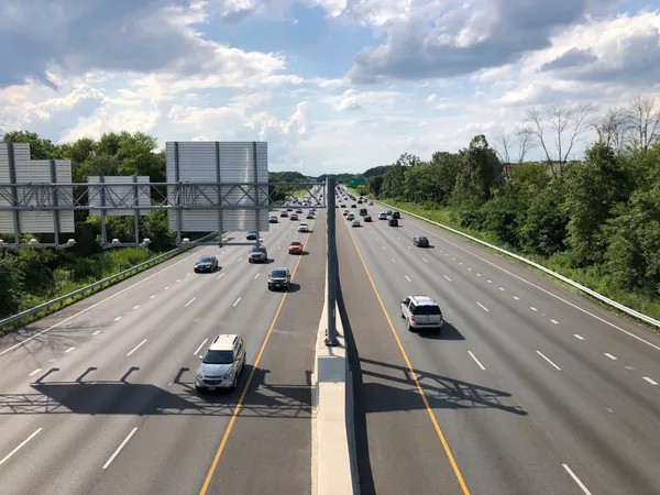 I-695 Lane Closures and BWI Transit Diversions Highlight Friday Morning Commute